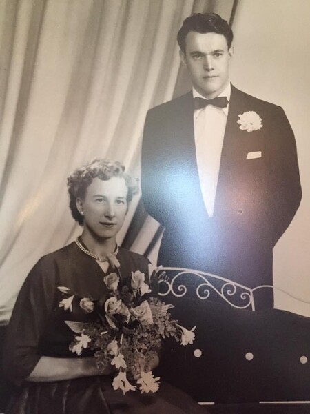 Marit og Roald giftet seg i Oslo Rådhus våren 1957 (13.04.1957). De fikk 60 år sammen.